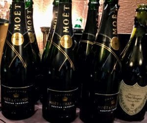 Moet & Chandon Imperial Brut (6 x 187ml Mini Bottles with Sippers) -  Premier Champagne